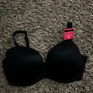 Sleek Black Women's Bra